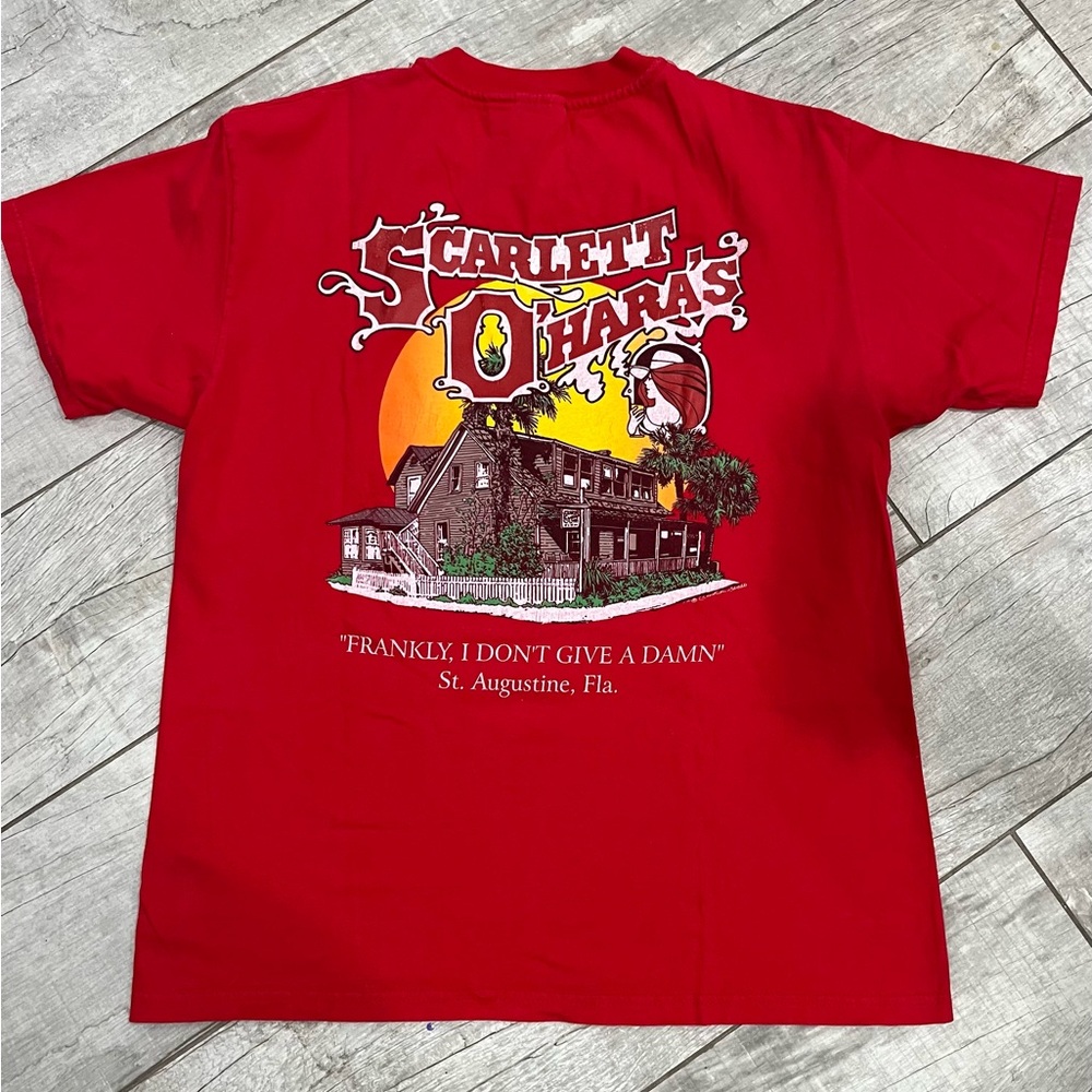 Vintage Scarlett O’hara’s T-shirt size Large